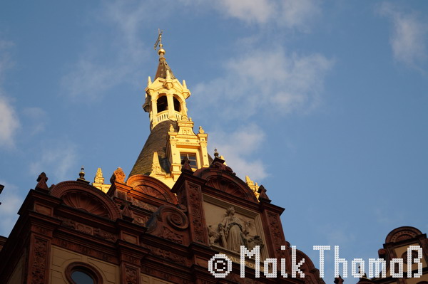 Aus dem Innenhof Schweriner Schloss in der Abendsonne am 24.08.2025