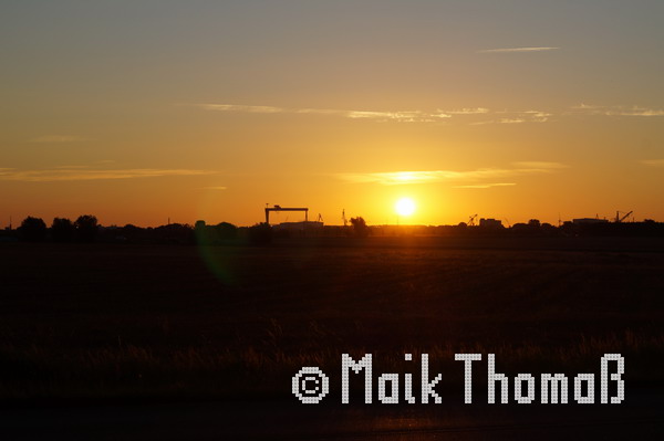 Sonnenaufgang zum meteorologischen Herbstanfang mit Blick auf Warnowwerft 01.09.2025